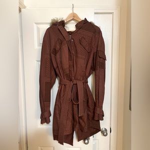 Customizable trench coat